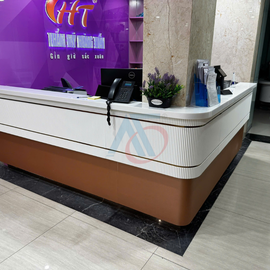 báo_giá_thi_công_quầy_lễ_tân_đá_solid_surface_trọn_gói_tại_đà_lạt